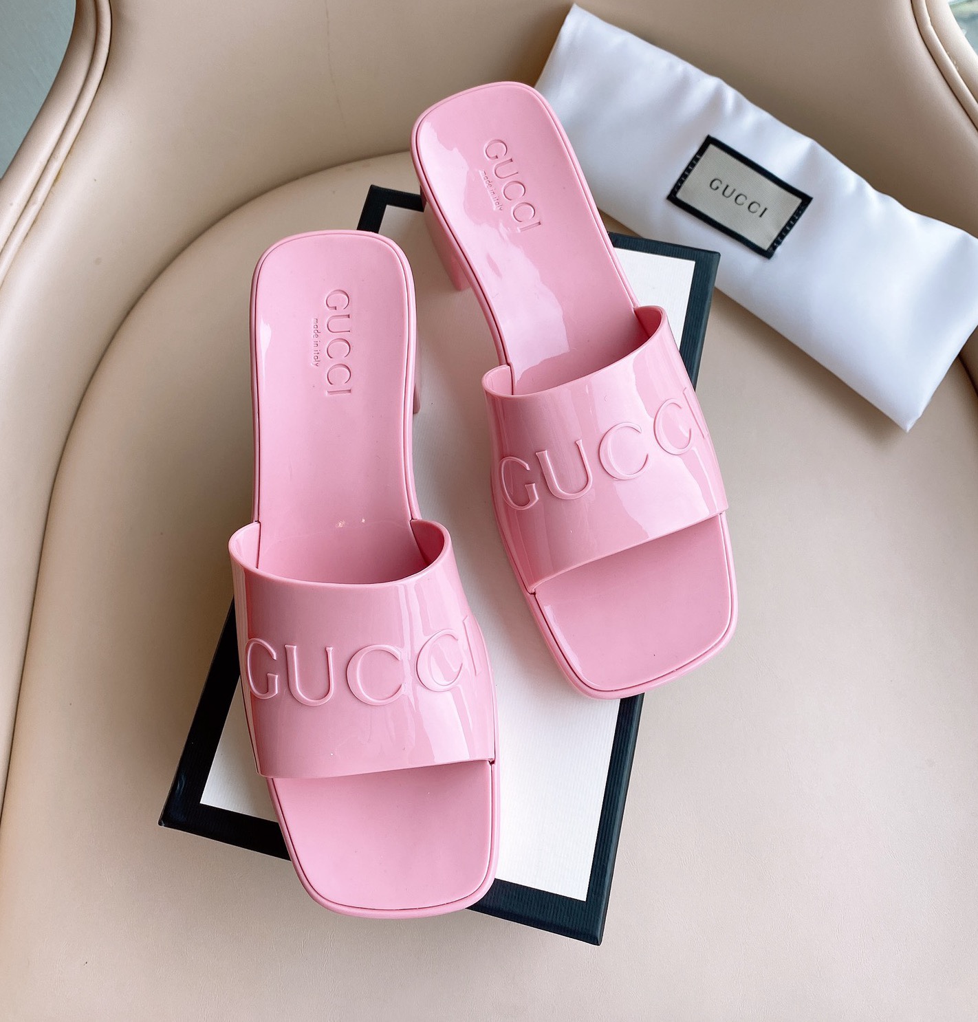 Gucci shoe308