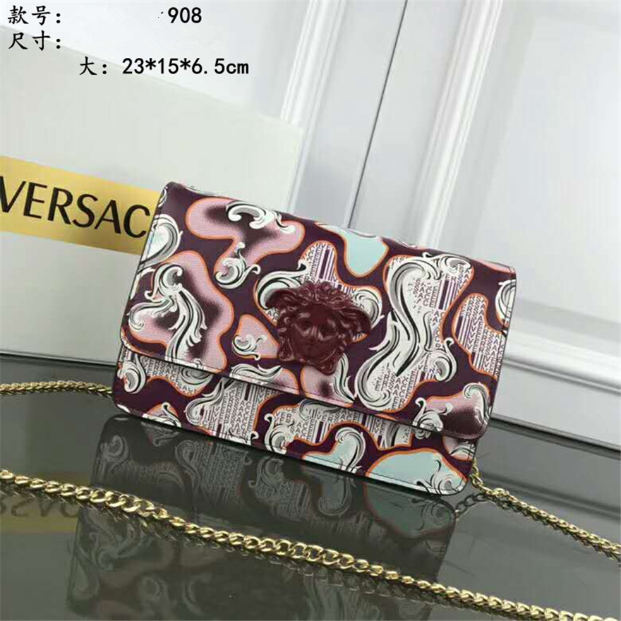 Versace AAA Quality Messenger Bags #637383