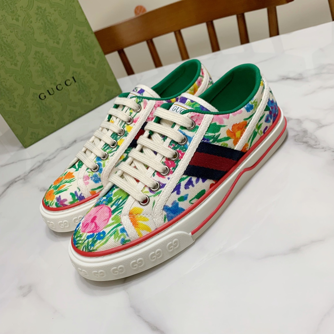 Gucci shoe99