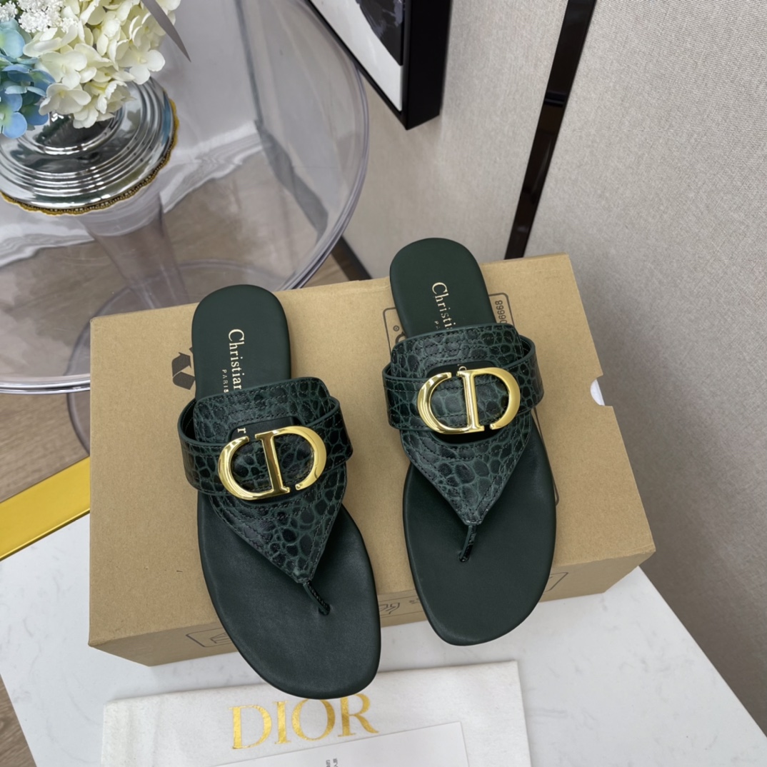 Dior shoes127