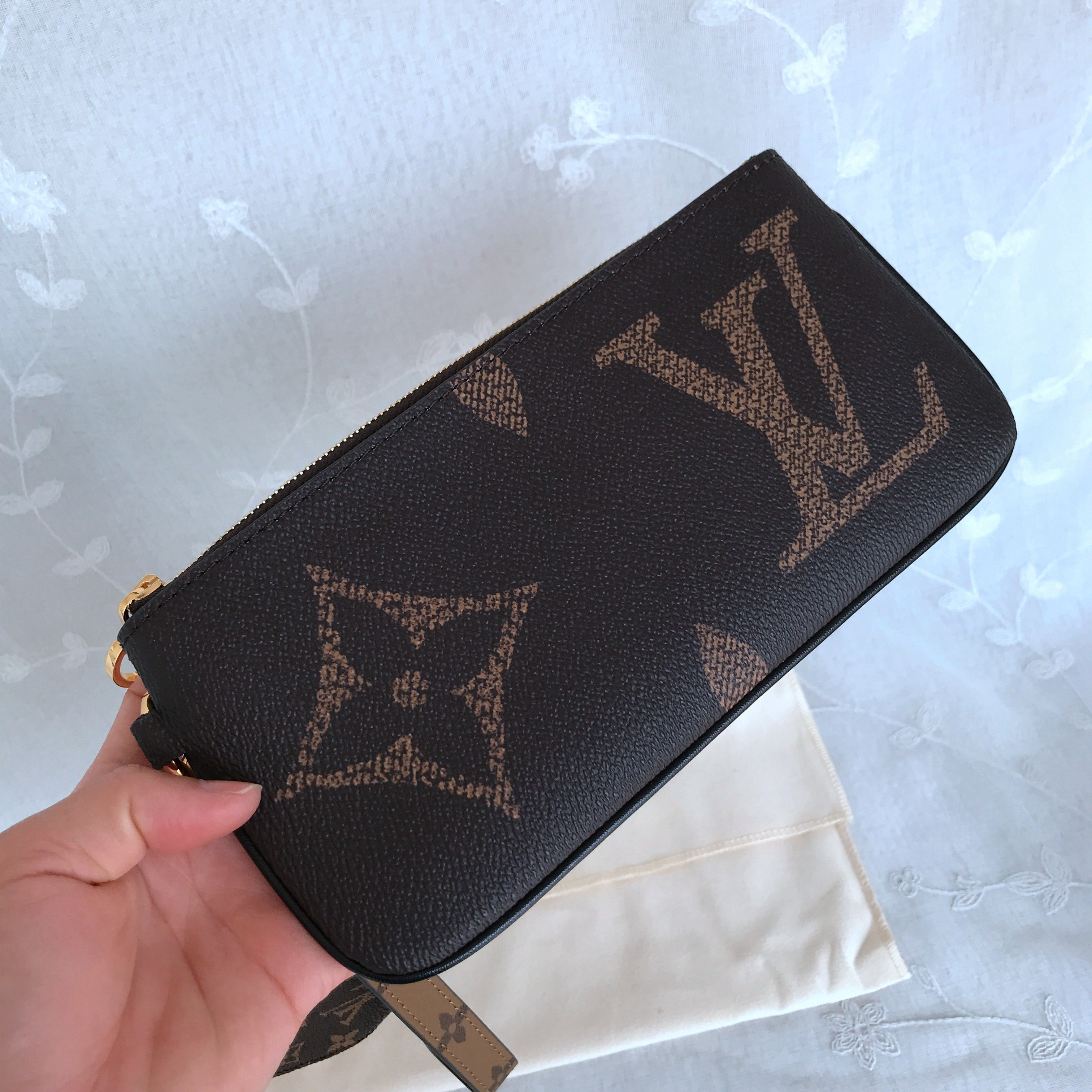 LV TRIO POUCH M68756