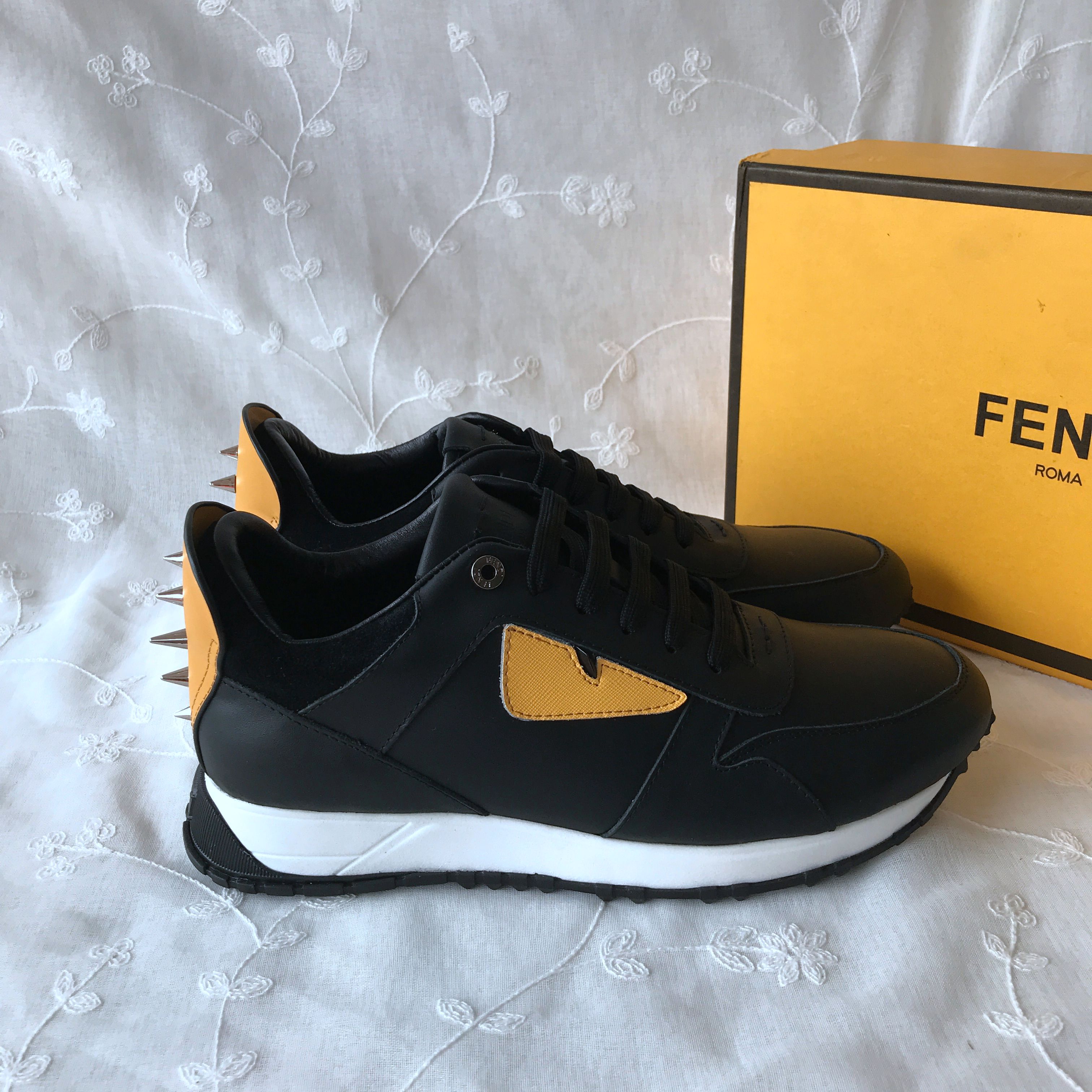 Fendi Casual Shoes 832485