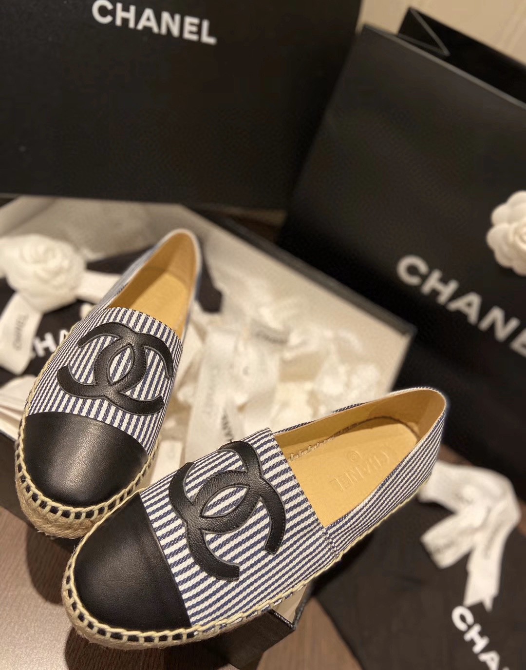 Chanel Shoes427