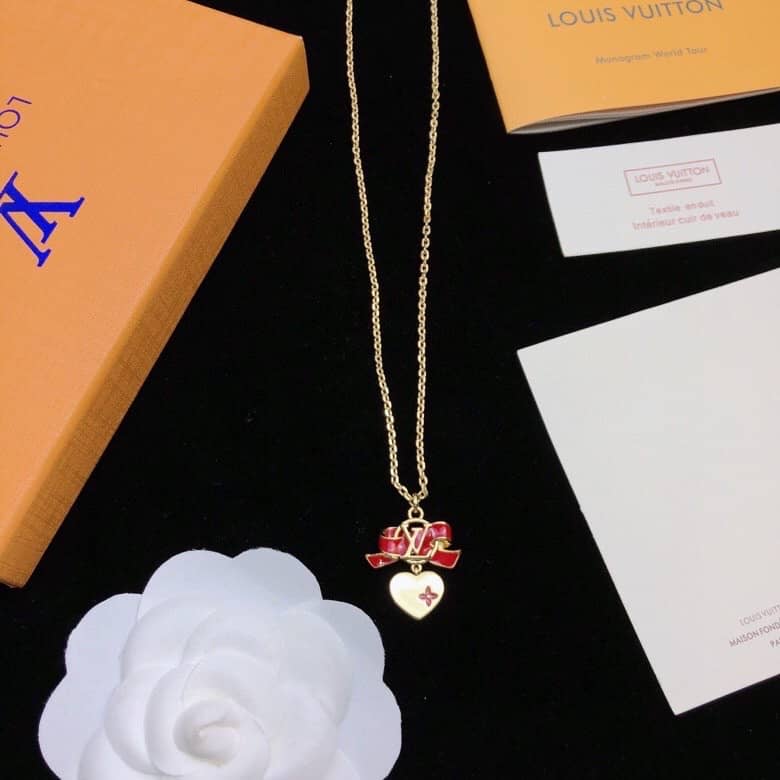 Louis Vuitton Imitation Designer Necklace Wholesale