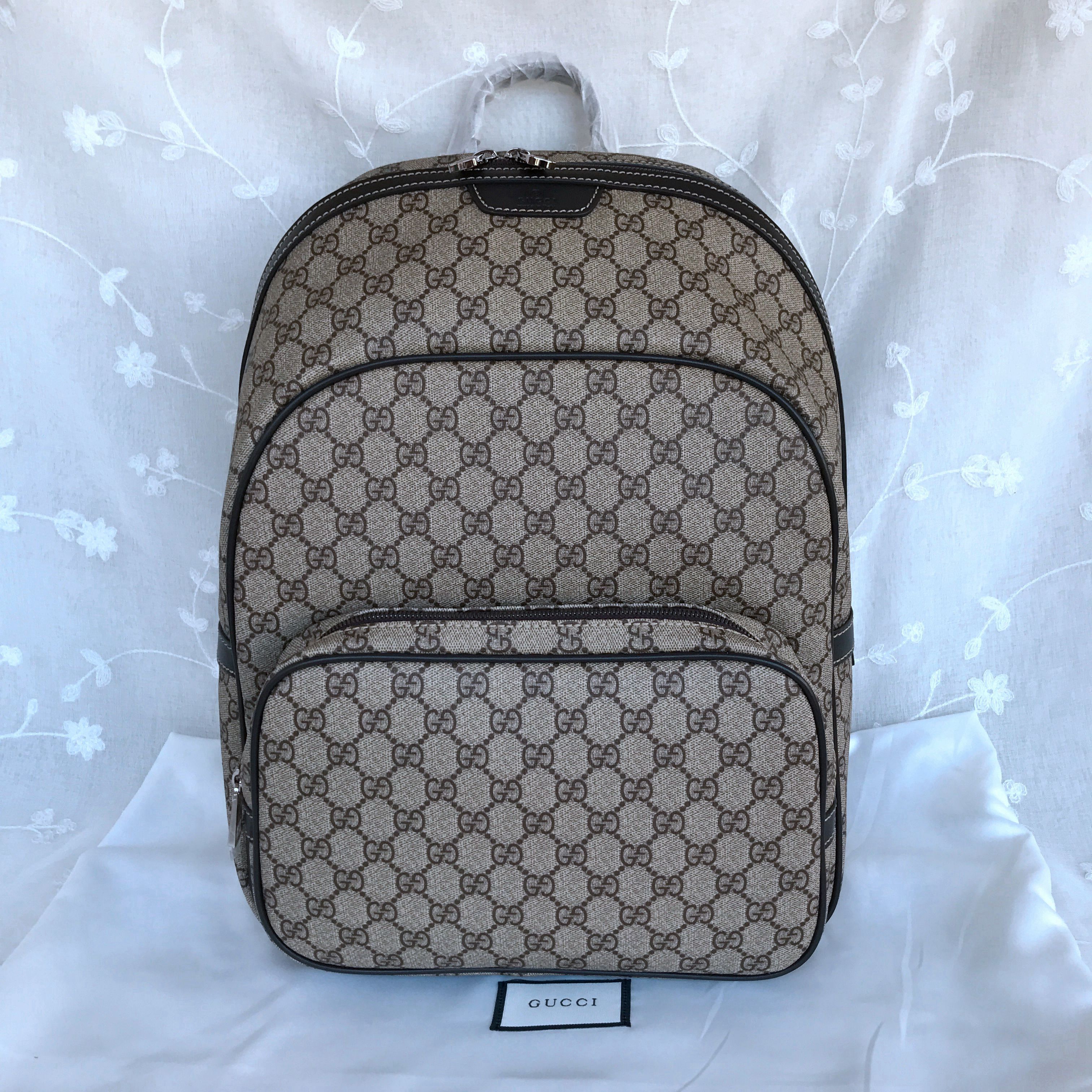 Gucci Supreme Backpack 322069