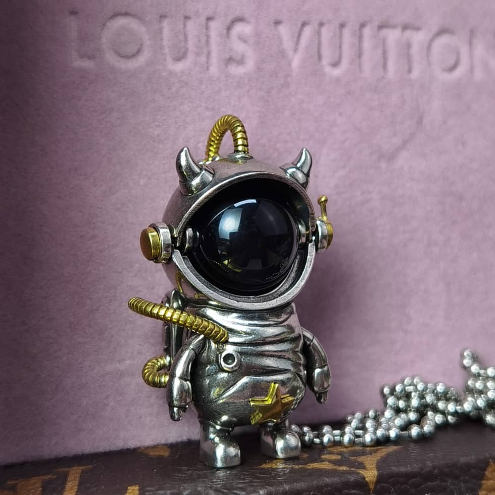 Best Louis Vuitton Classic Necklace