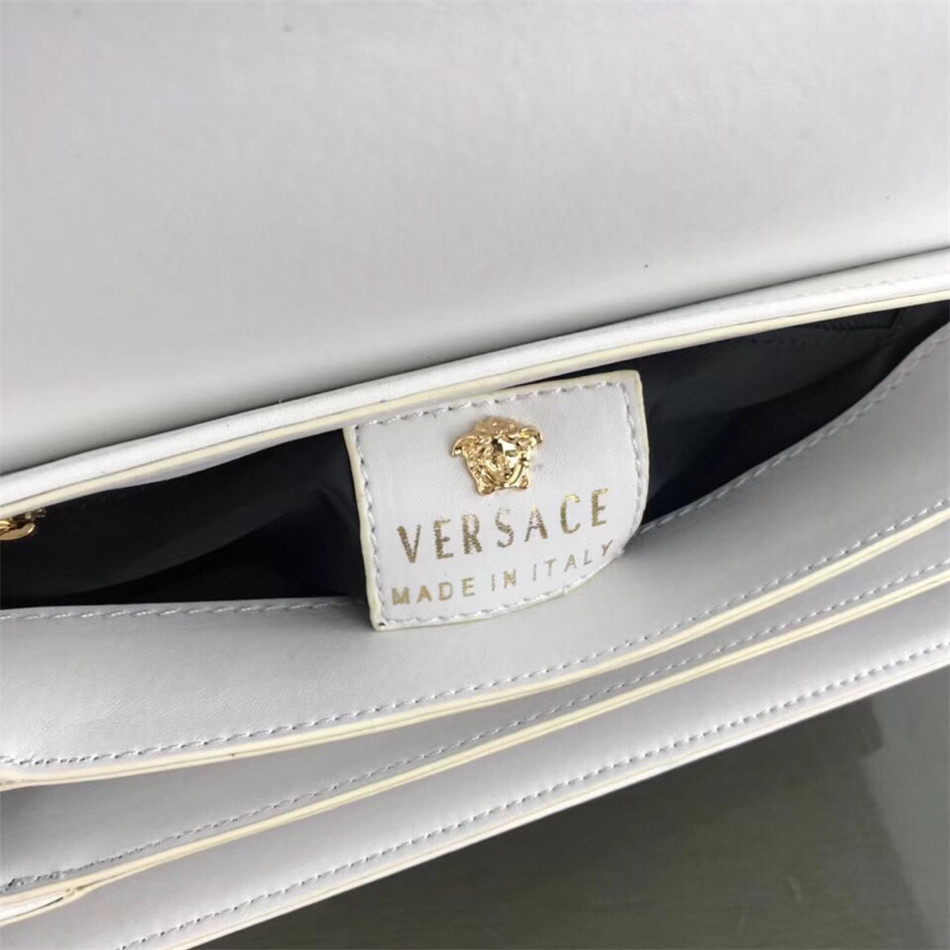 Versace AAA Quality Messenger Bags #720632