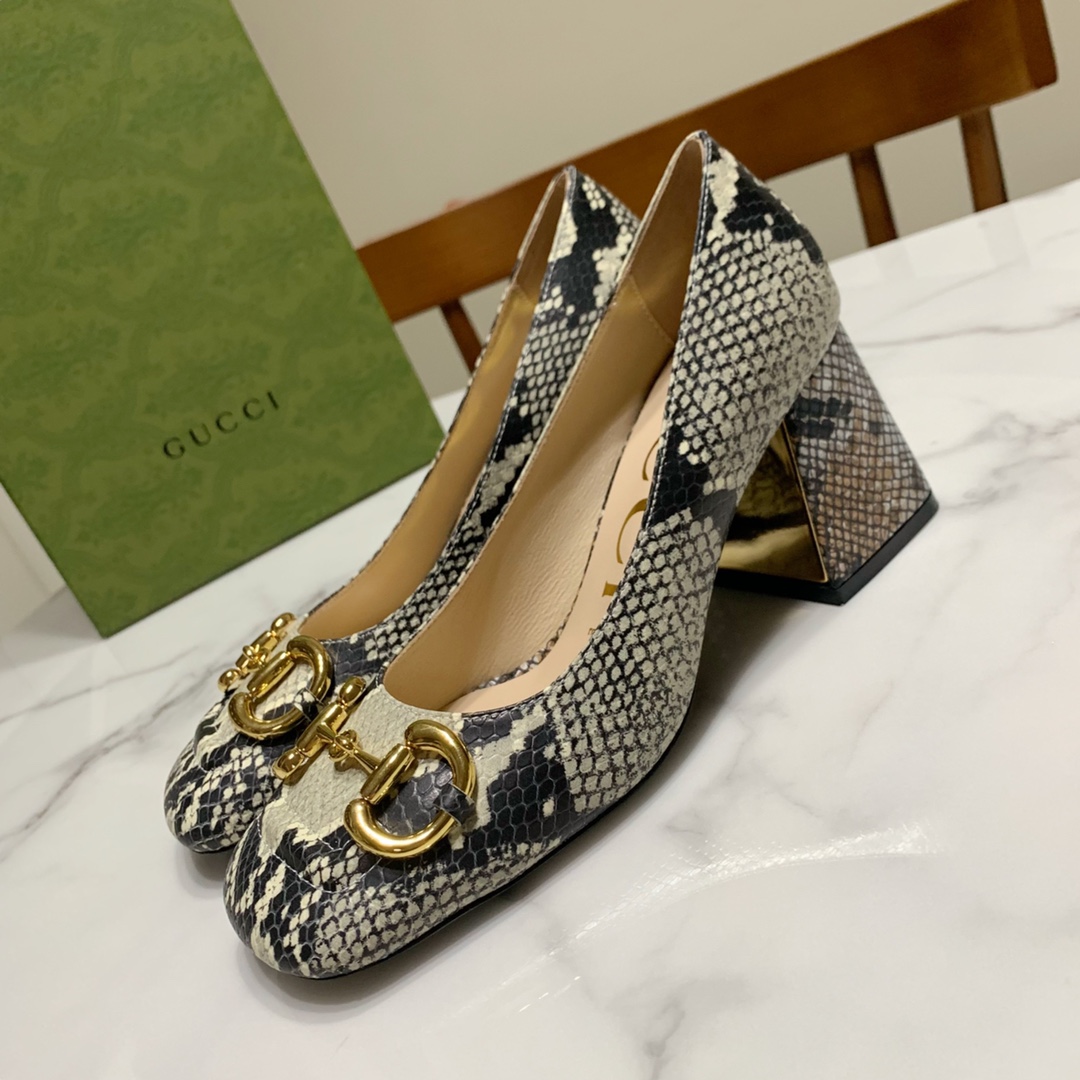 Gucci shoe474