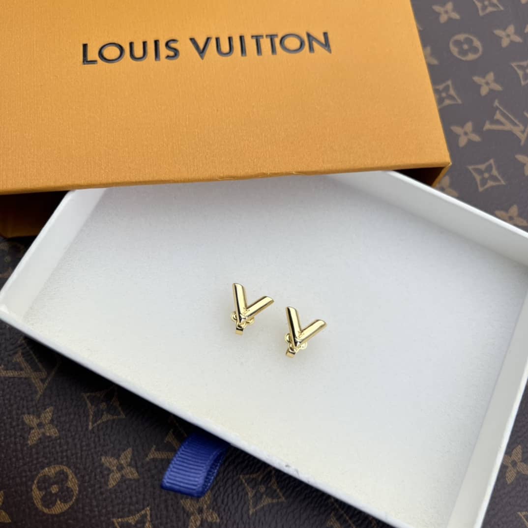 7 Star Louis Vuitton Earrings