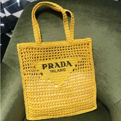 Prada Raffia Tote Bag 01