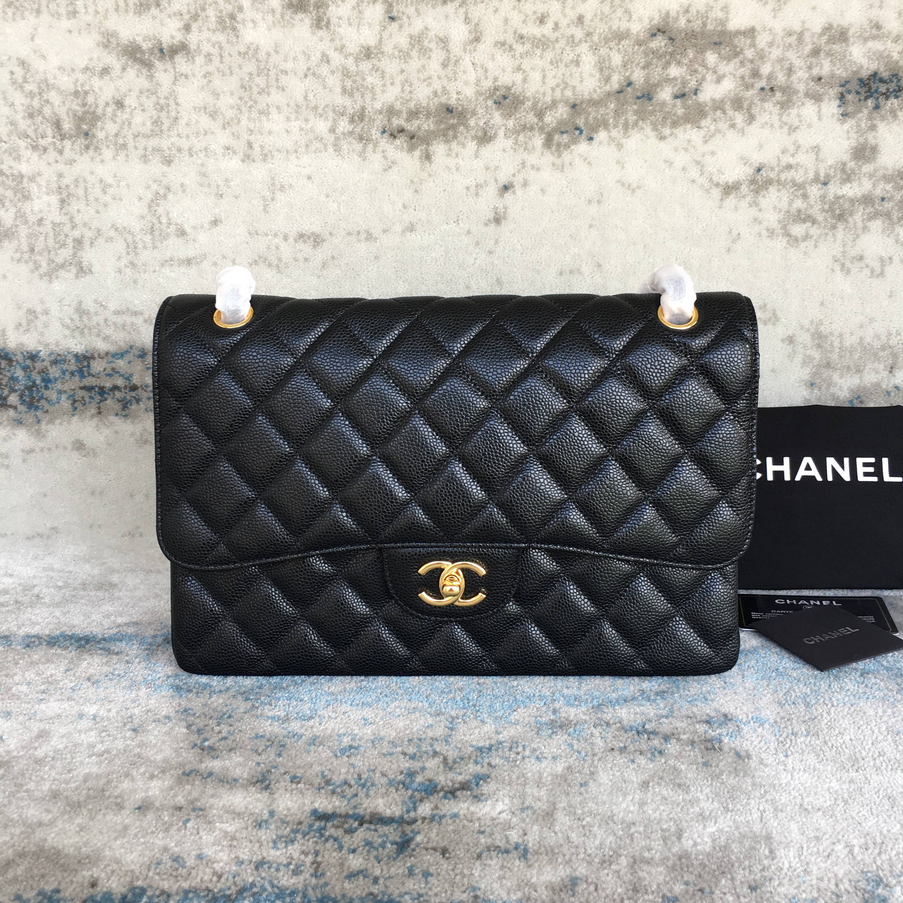 CHANEL Jumbo CLASSIC HANDBAG