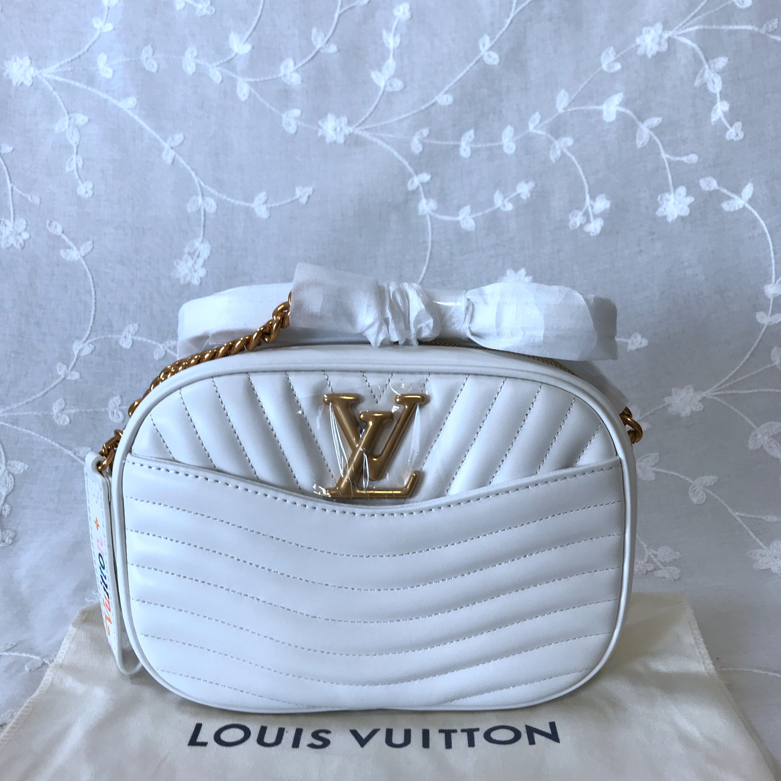 LV NEW WAVE M53683