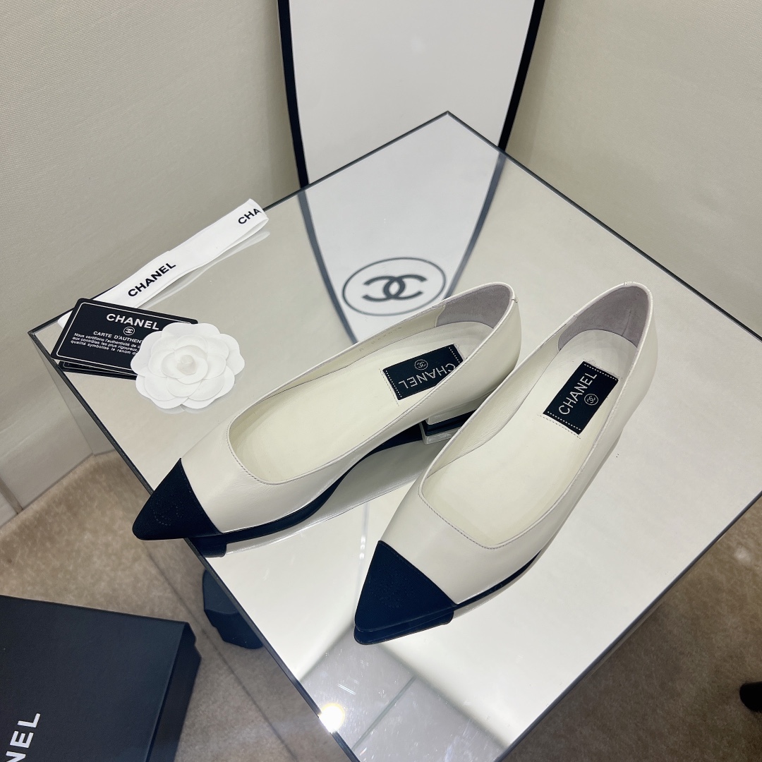Chanel Shoes498