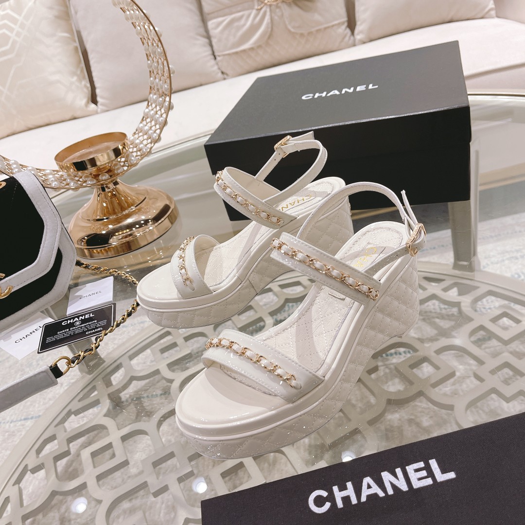 Chanel Shoes113