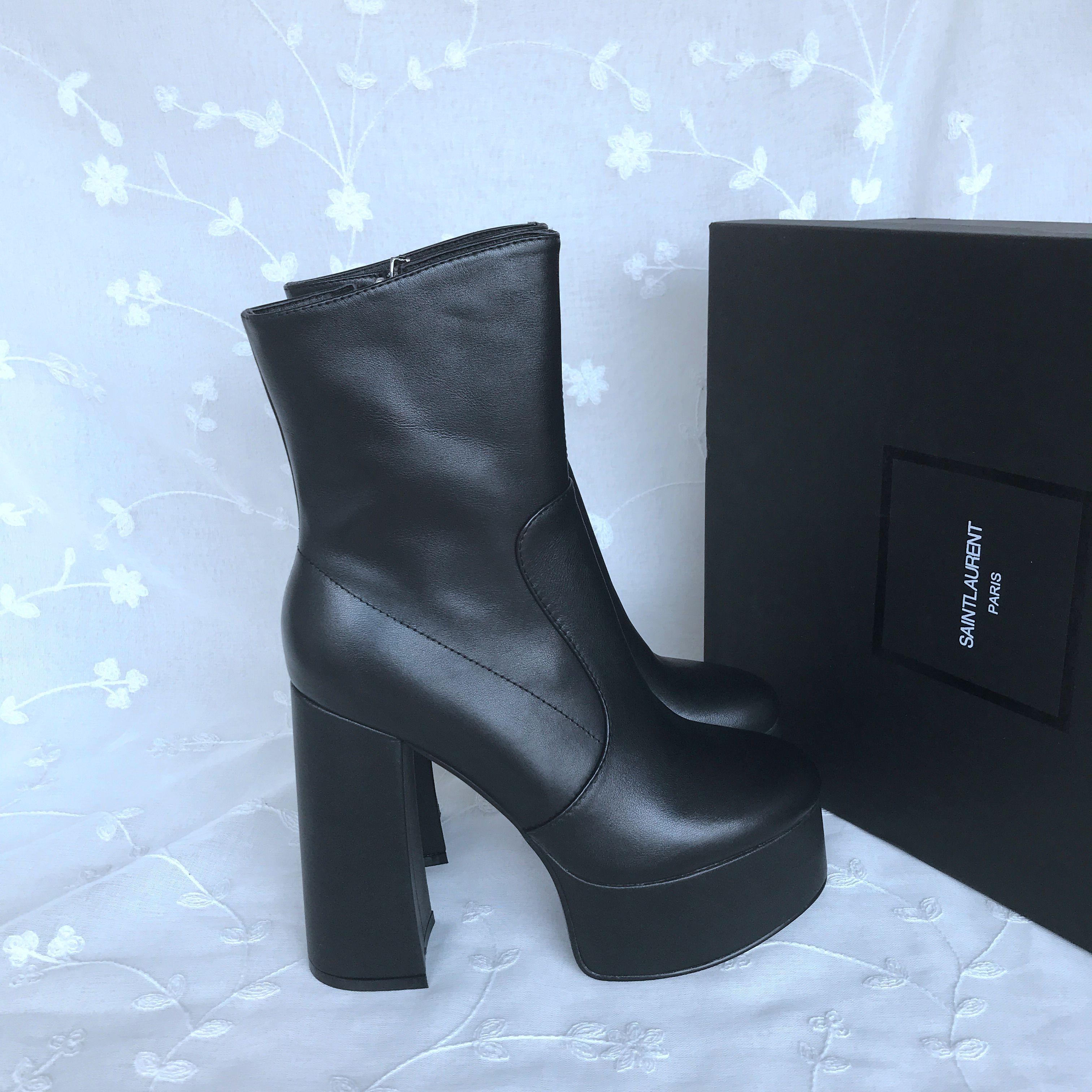 SAINTLAURENT Boots 832649