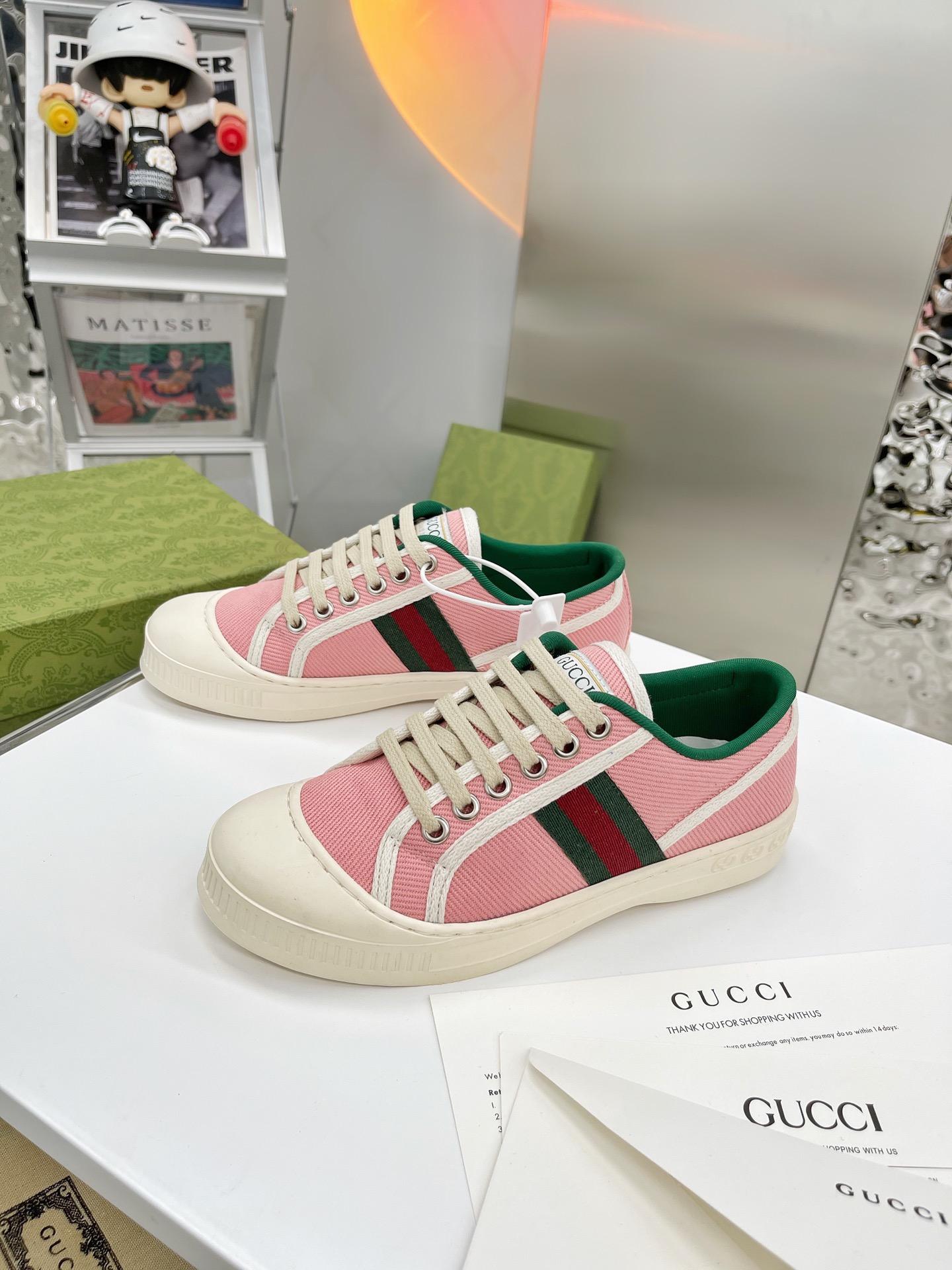 Gucci shoe171