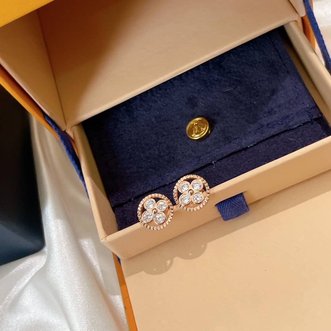 Luxury Louis Vuitton Classic AAA+ Earrings