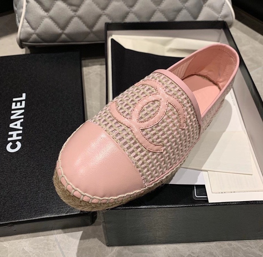 Chanel Shoes398