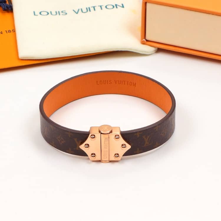 Fake Louis Vuitton Designer Bracelet Wholesale