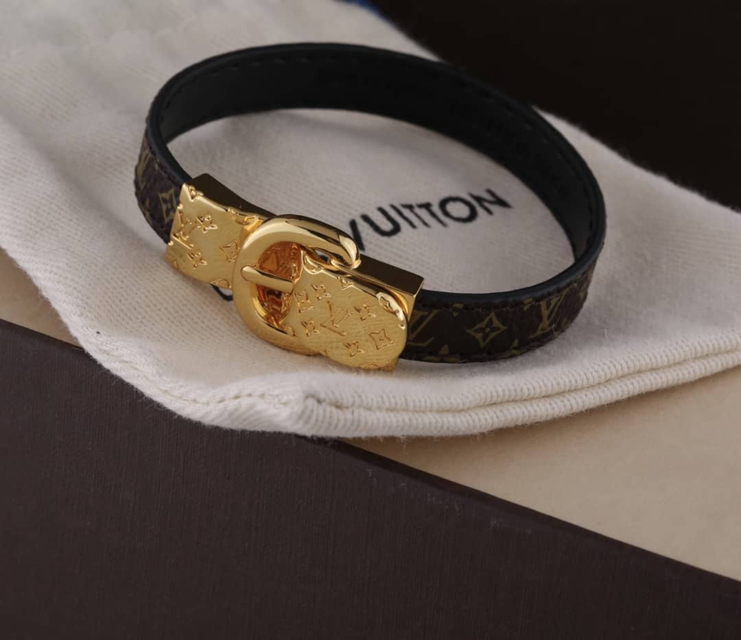 Louis Vuitton Best AAA Replica Bracelet