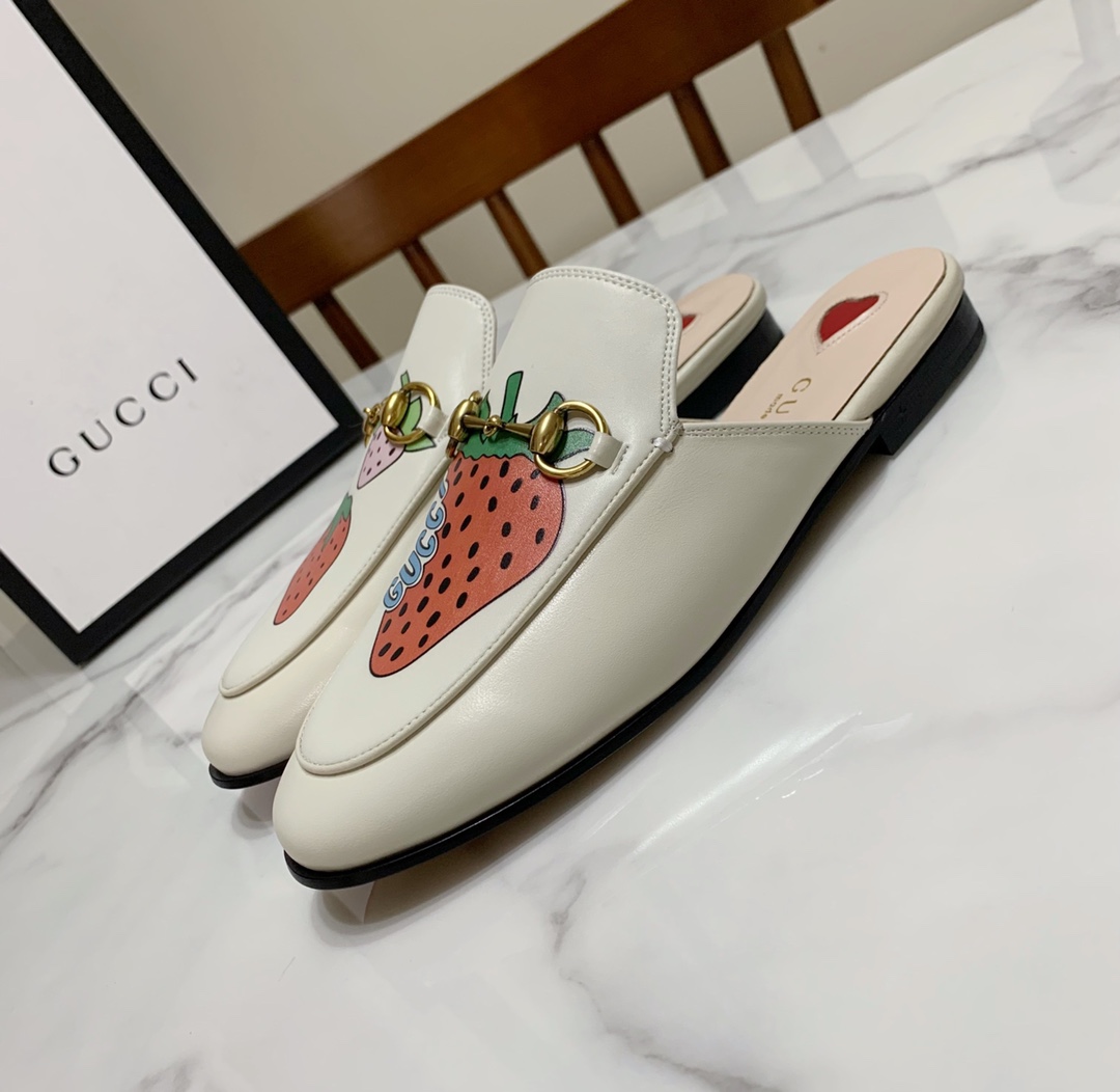 Gucci shoe322