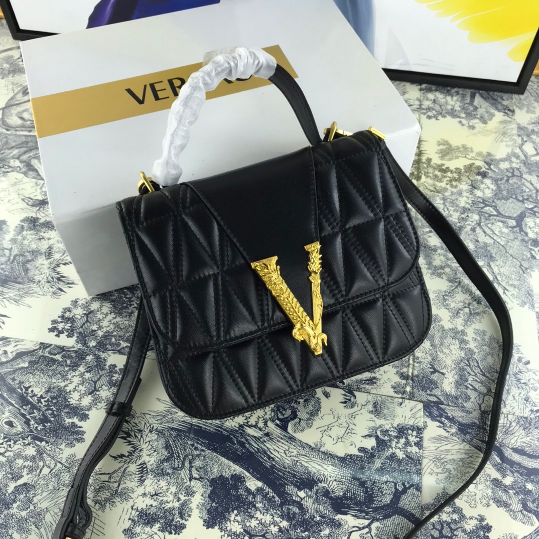 Versace AAA Quality Messenger Bags #784900