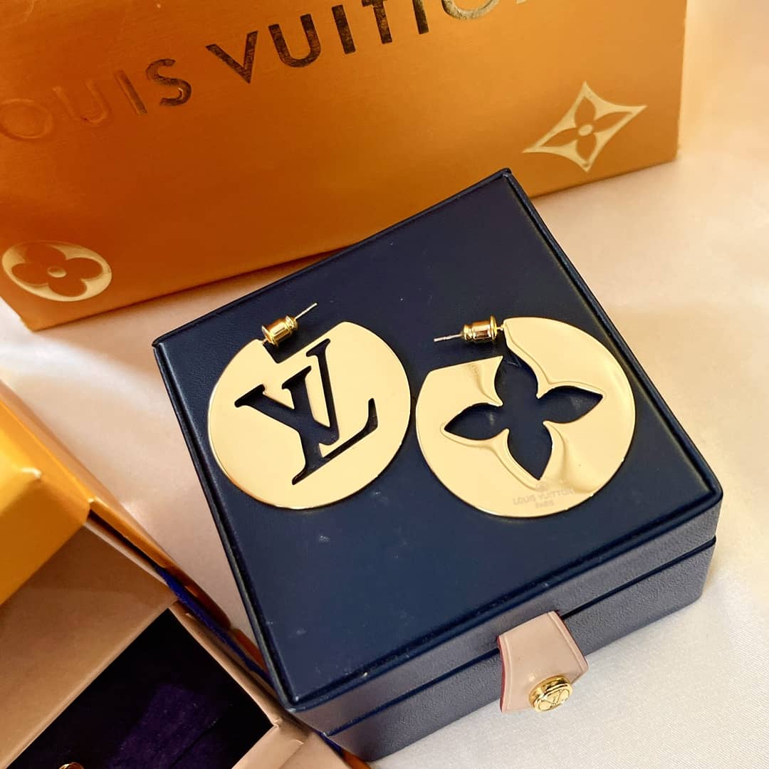 Wholesale Louis Vuitton Logo Earrings