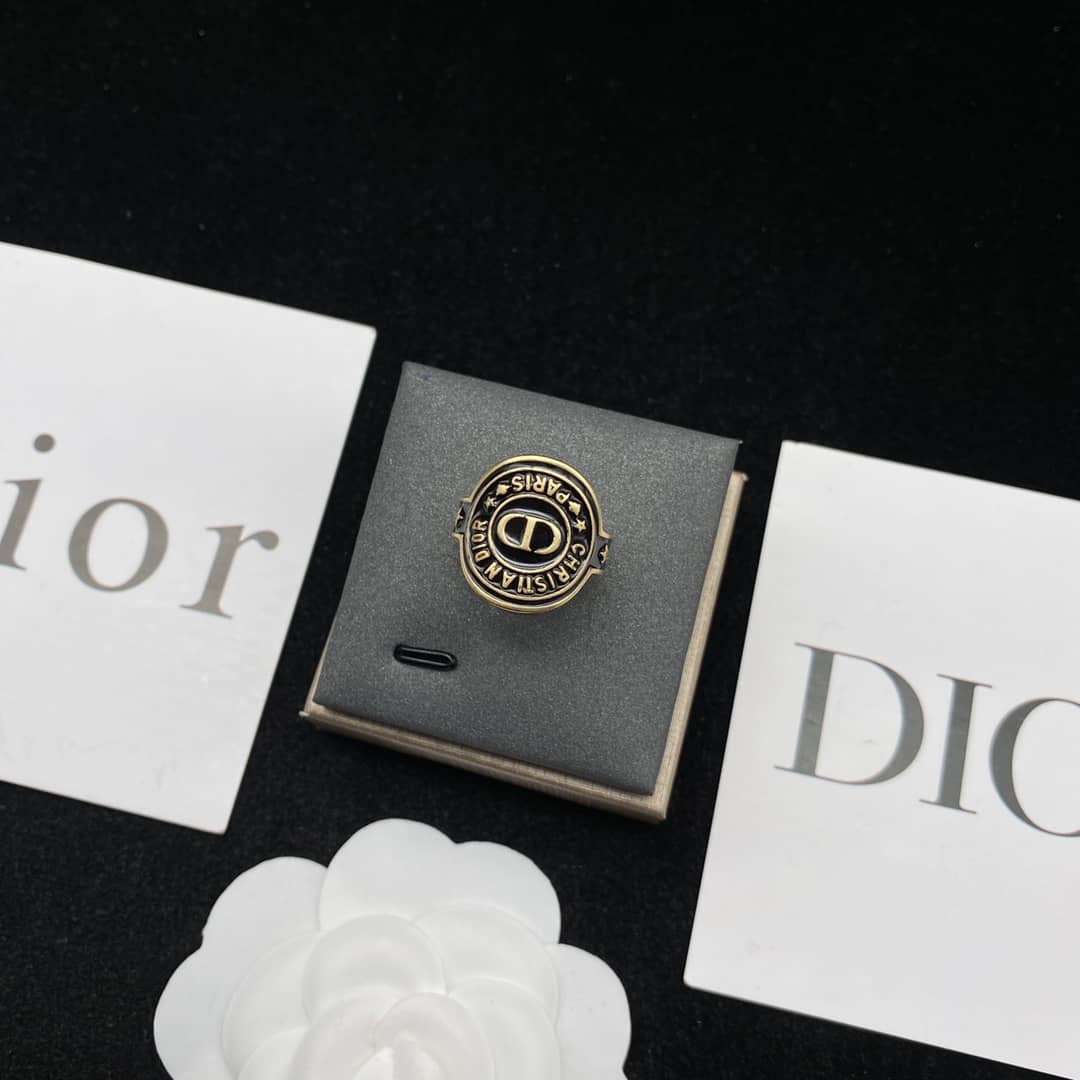 Best Dior Classic Ring