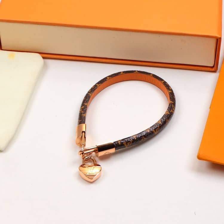 Louis Vuitton Imitation Designer Bracelet Wholesale