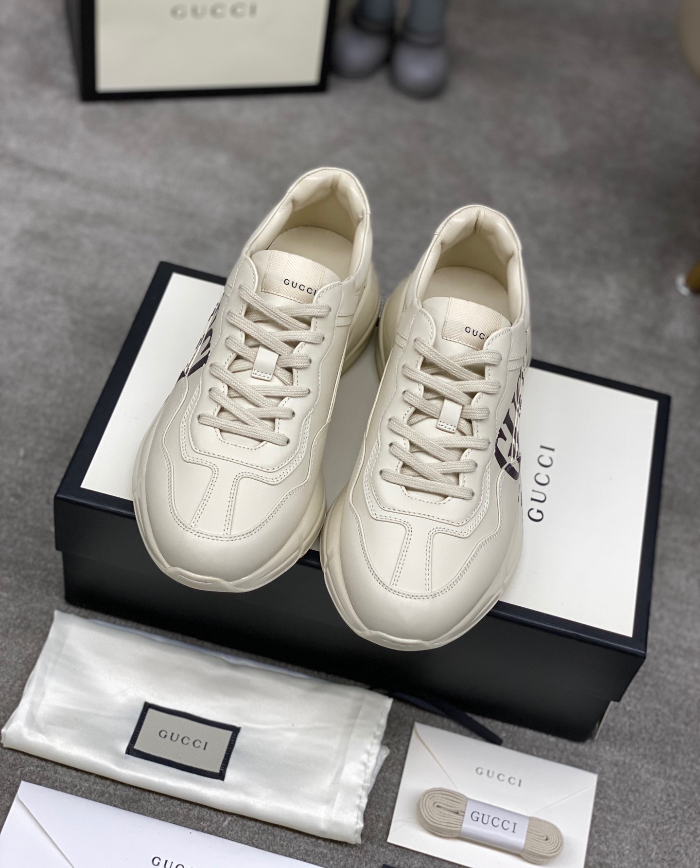 Gucci shoe53