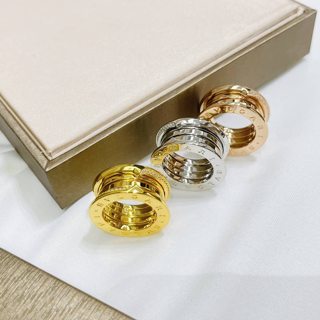 Designer Bvlgari Classic Ring