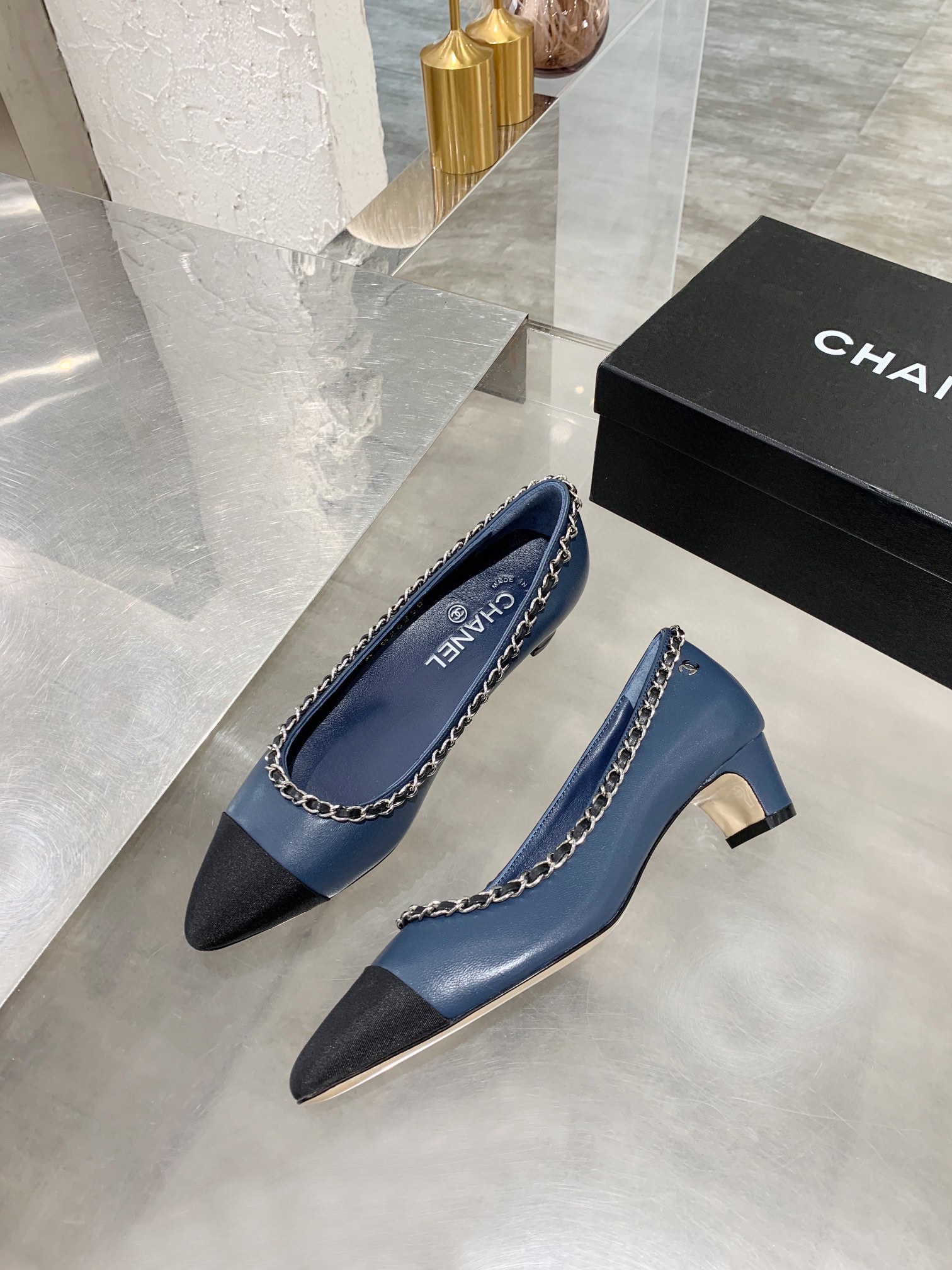 Chanel Shoes533