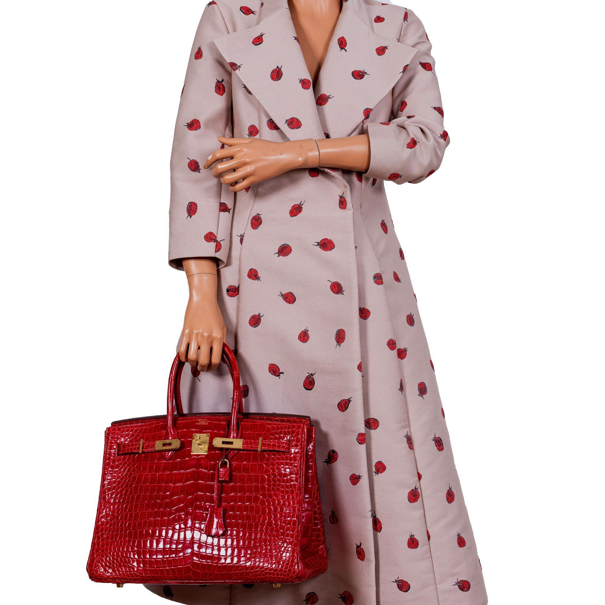 Hermès Birkin 35 Braise Porosus Crocodile with Gold Hardware - 2011, Square O