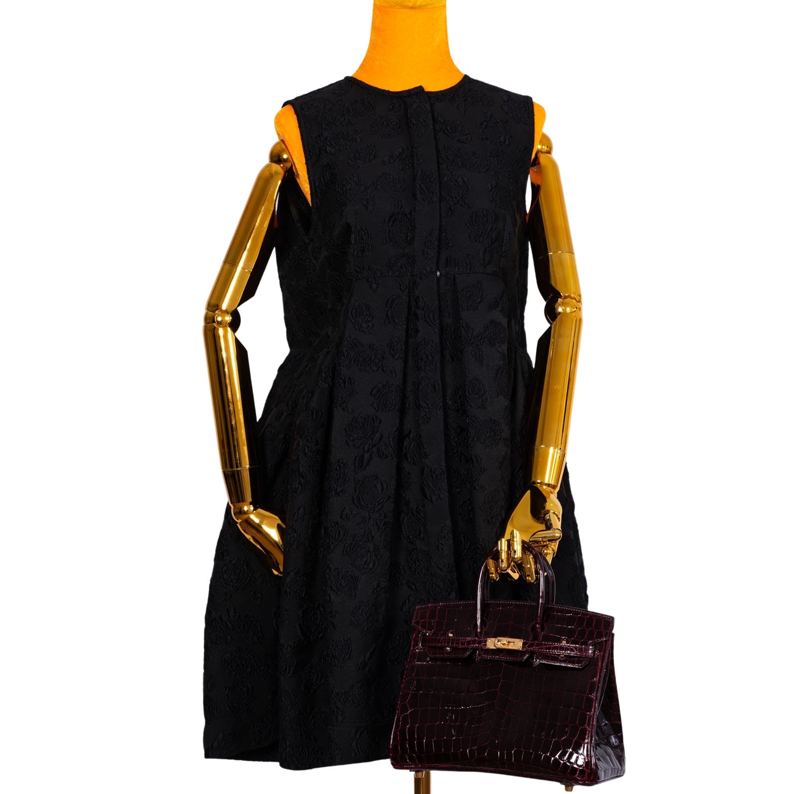 Hermès Birkin 25 Bordeaux Shiny Niloticus Crocodile with Gold Hardware