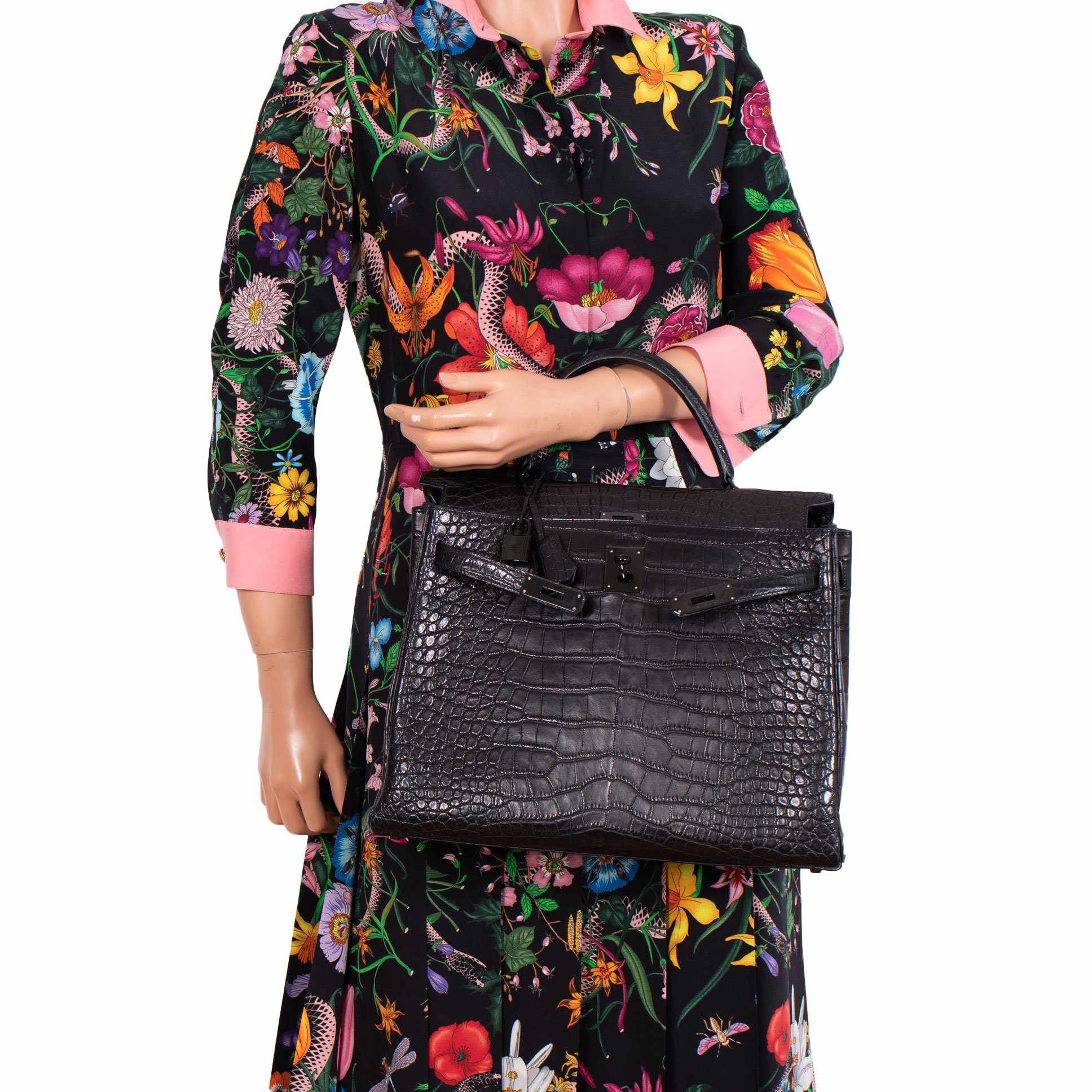 Hermès Kelly 35 SO Black Matte Alligator Black Hardware - Rare