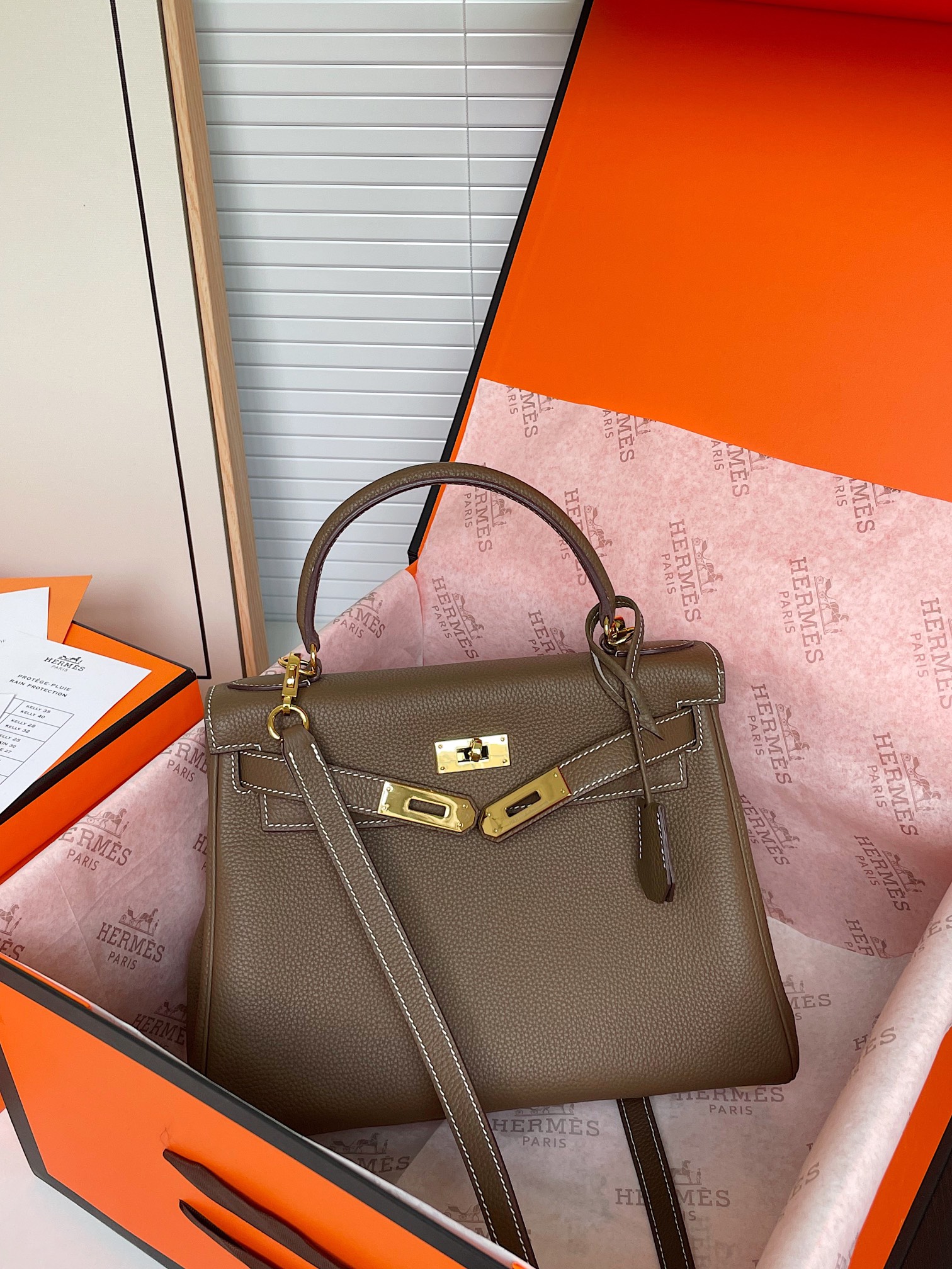 HERMES KELLY BAG ORIGINAL VERSION - 28CM