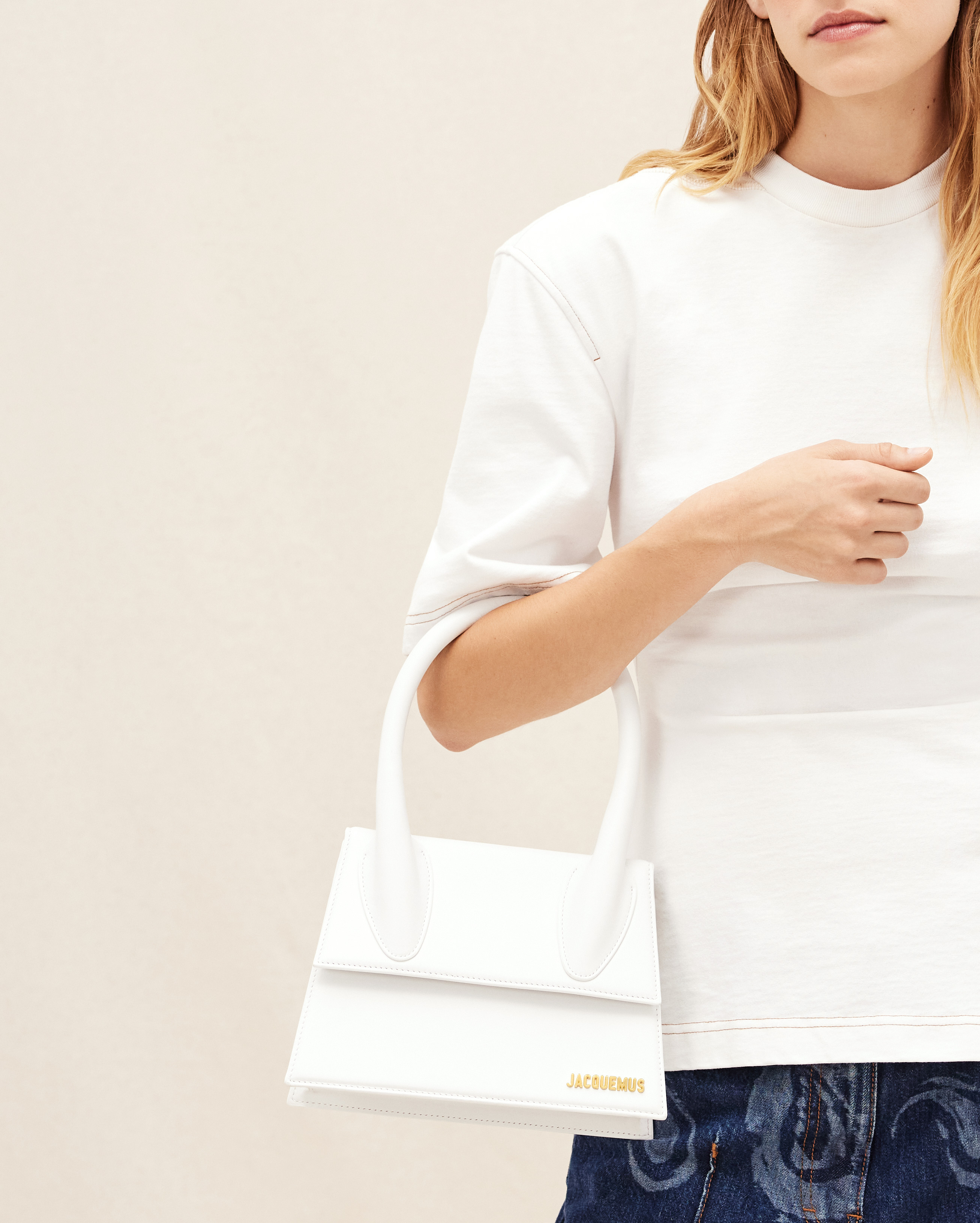 jacquemus Le grand Chiquito FOREVER Large leather handbag.