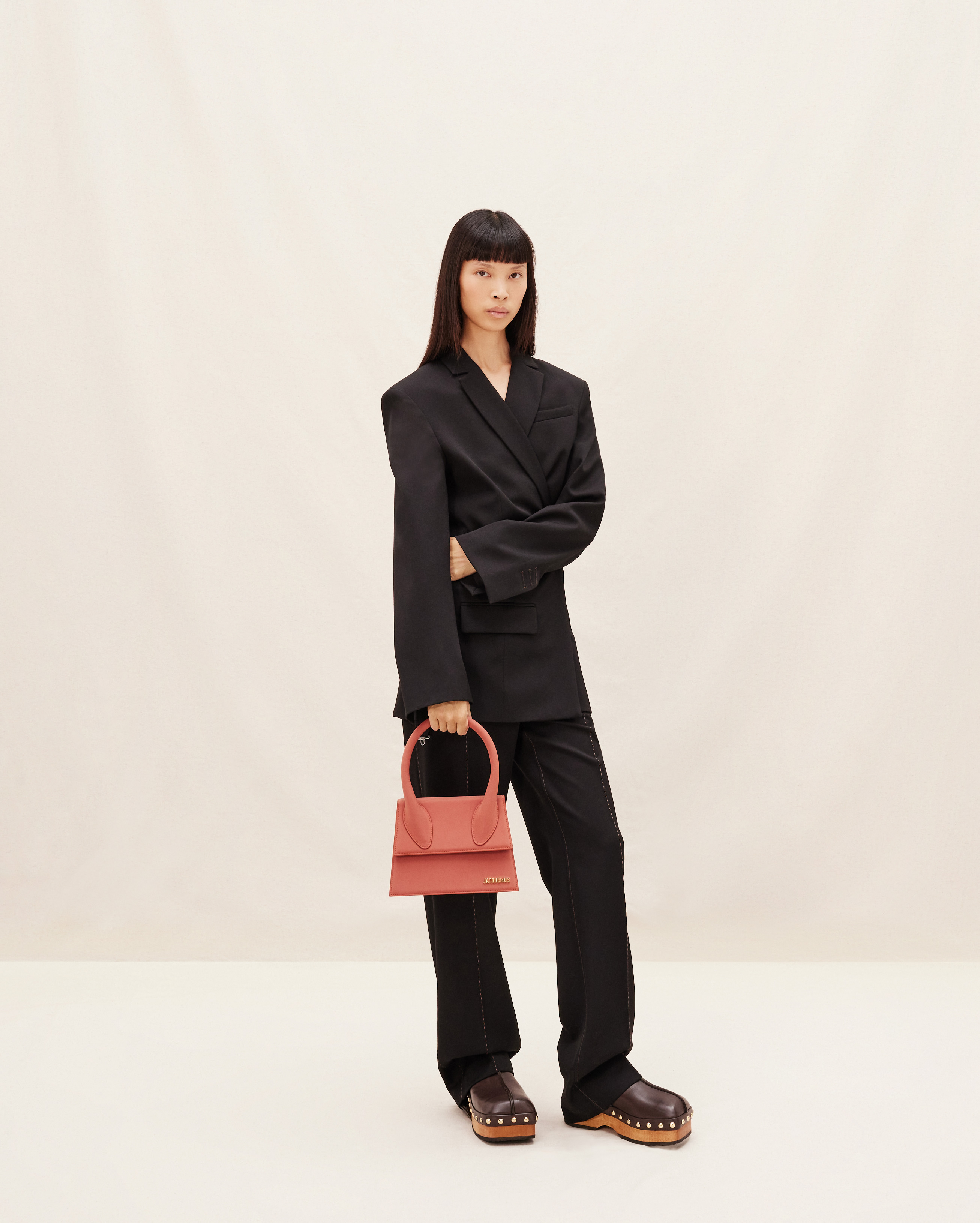 jacquemus Le grand Chiquito LE RAPHIA Large signature handbag