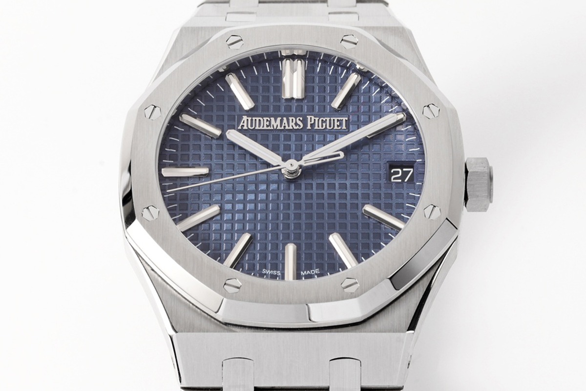 Audemars Piguet Royal Oak 50th Anniversary 41 mm, Blue Ref. 15510ST.OO.1320ST.01