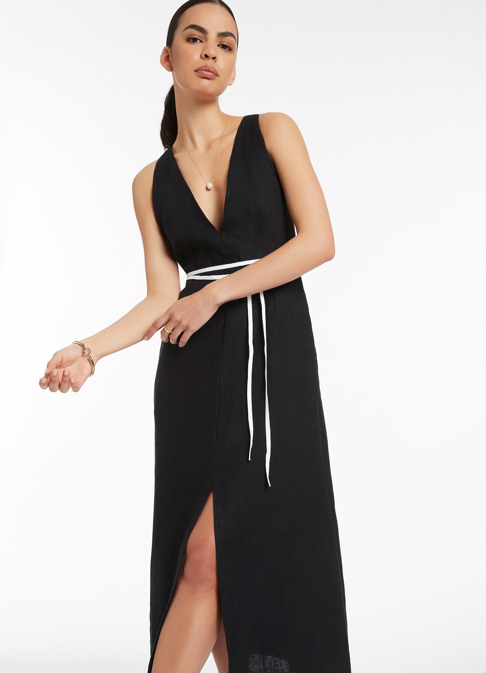 Jetset Plunge Belt Dress - Black