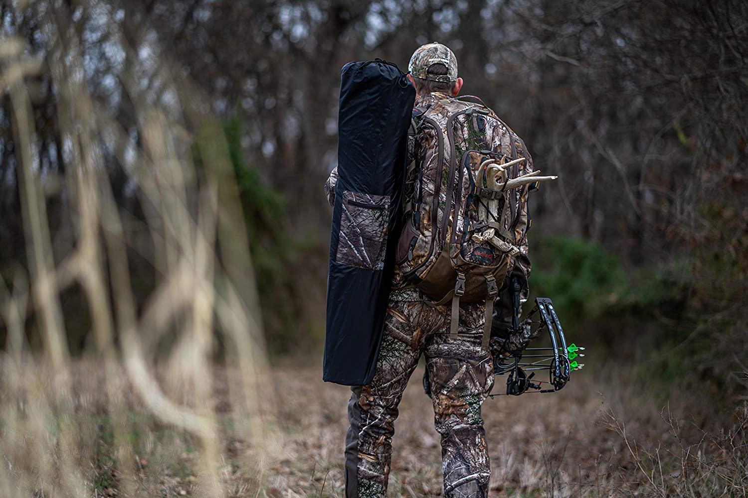 Rhino Blinds R200-MOC 3 Person Hunting Ground Blind, Mossy Oak Breakup Country, 58X58X66