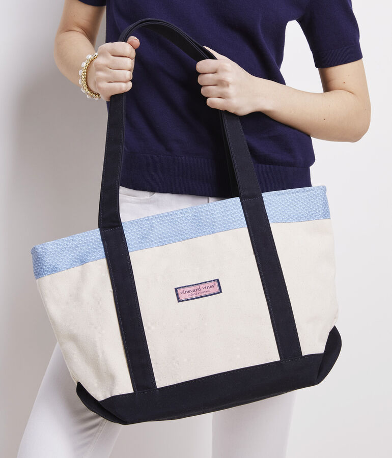Vineyard Whale Classic Tote