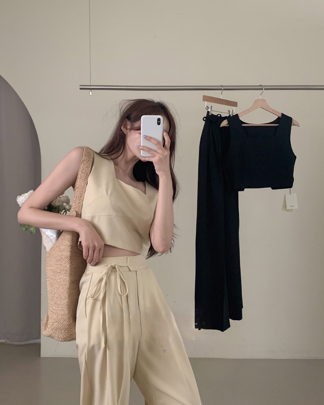 Sleeveless & pants set