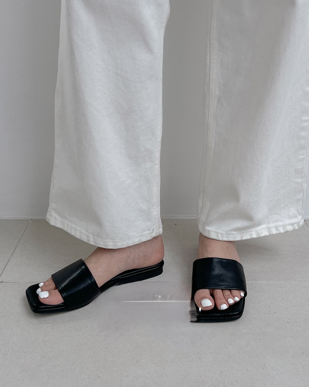 Solid Tone Square Toe Slide Sandals