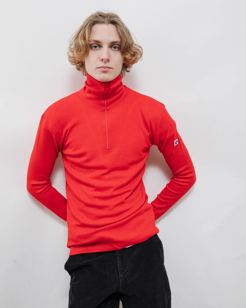 Vintage 90s Solid Red Half Zip Slim High Neck Knit Jumper