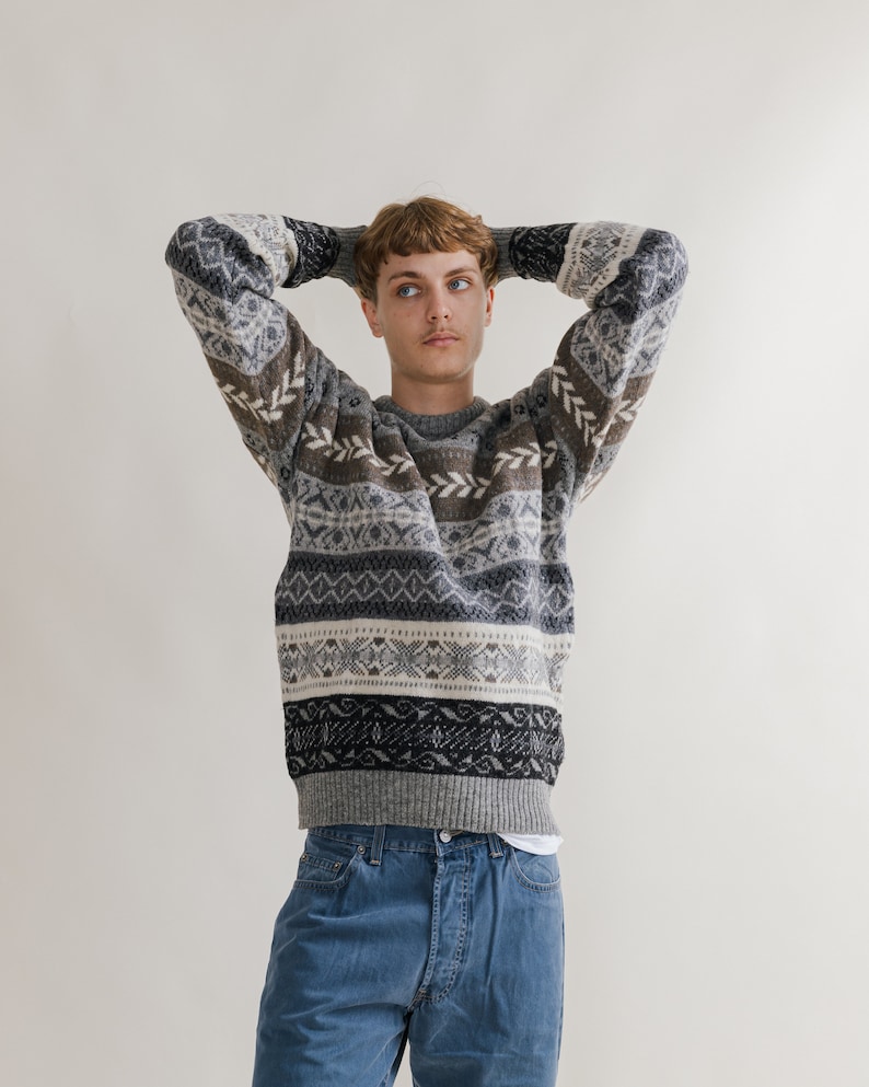 Vintage 90s Nordic Pattern Roundneck Unisex Pure Wool Jumper
