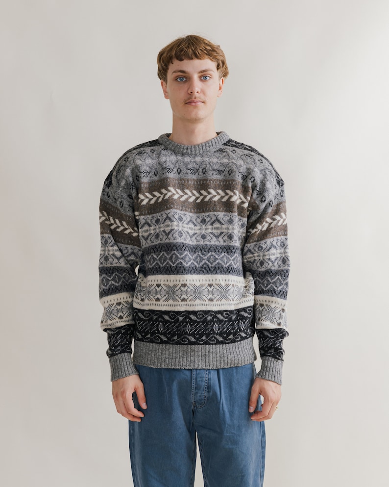 Vintage 90s Nordic Pattern Roundneck Unisex Pure Wool Jumper