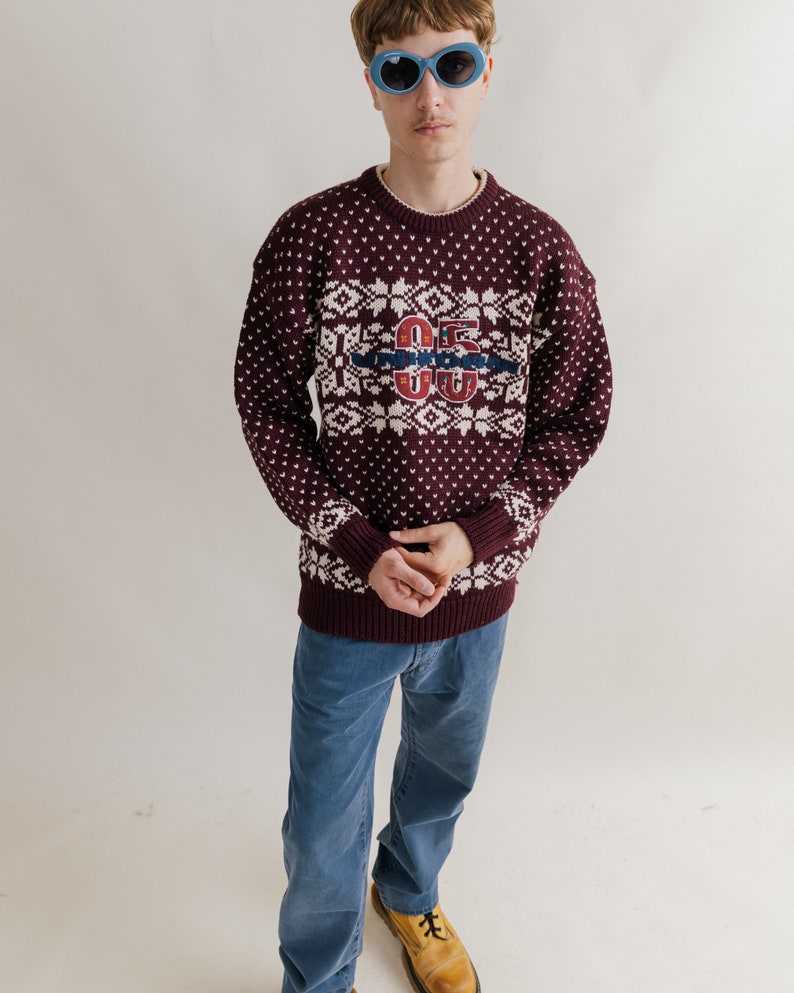 Vintage 90s Nordic Winter Pattern Purple Roundneck Jumper L