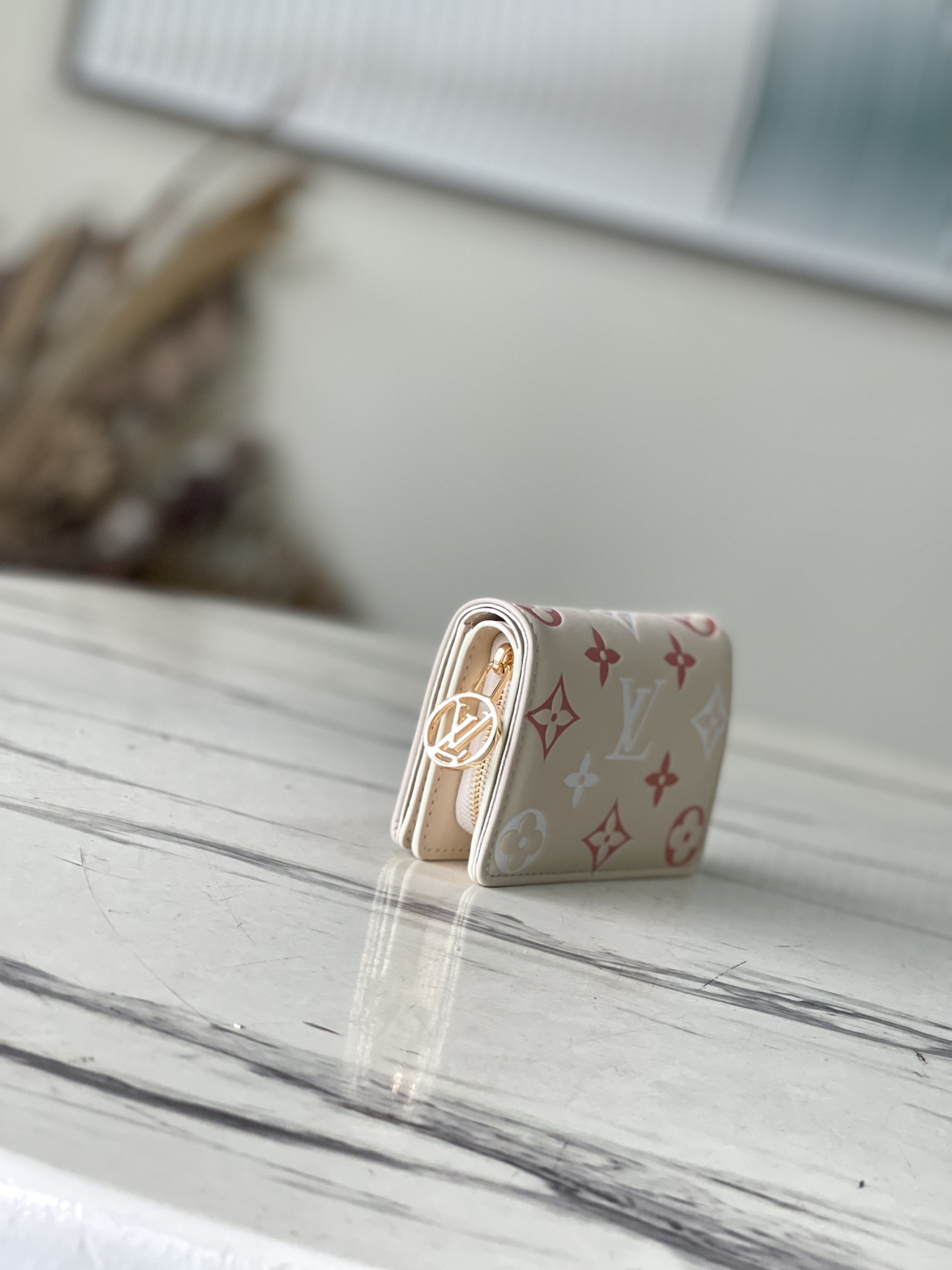 𝐋𝐎𝐔𝐈𝐒 𝐕𝐔𝐈𝐓𝐓𝐎𝐍   M82291