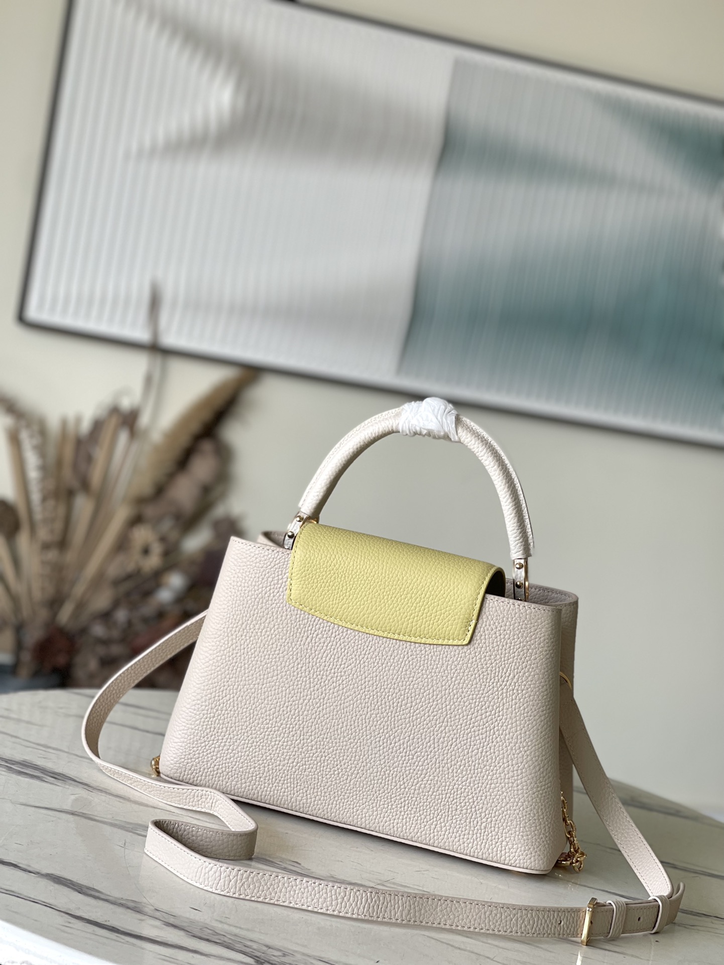 𝐋𝐎𝐔𝐈𝐒 𝐕𝐔𝐈𝐓𝐓𝐎𝐍 M20845 Yellow Colorblock Enamel Flower Chain